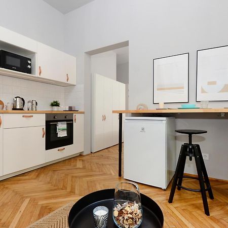 Monochrome Chic Apartments R613 Budapeszt Zewnętrze zdjęcie